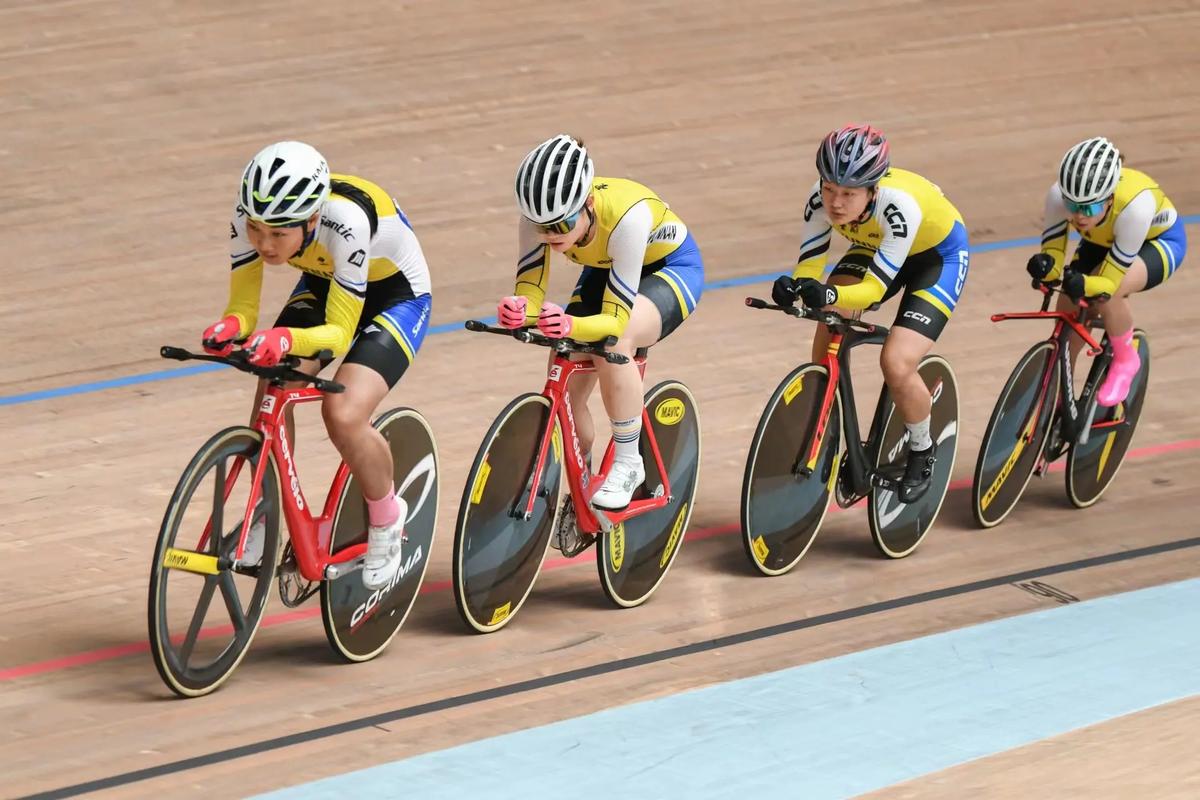 特温特更是 特温特更是